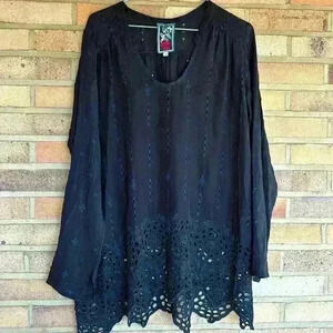 Johnny Was long sleeve v neck eyelet black pullover tunic top blouse